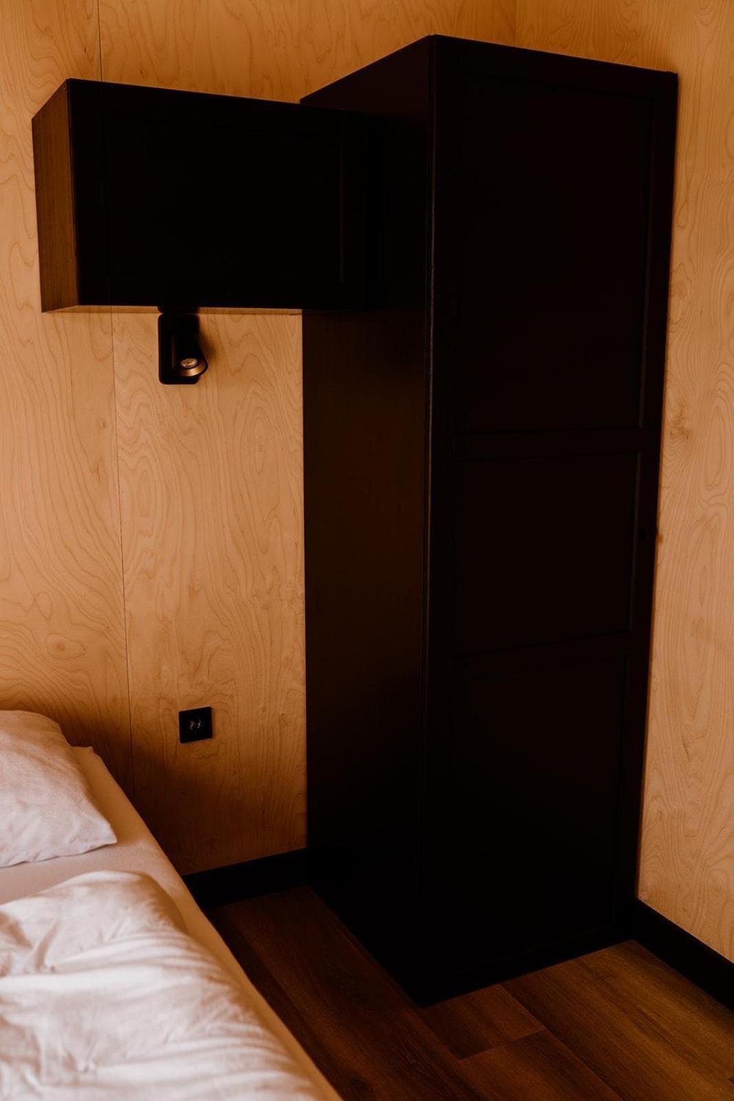 Tiny House Xxl Otel Bant Oda fotoğraf